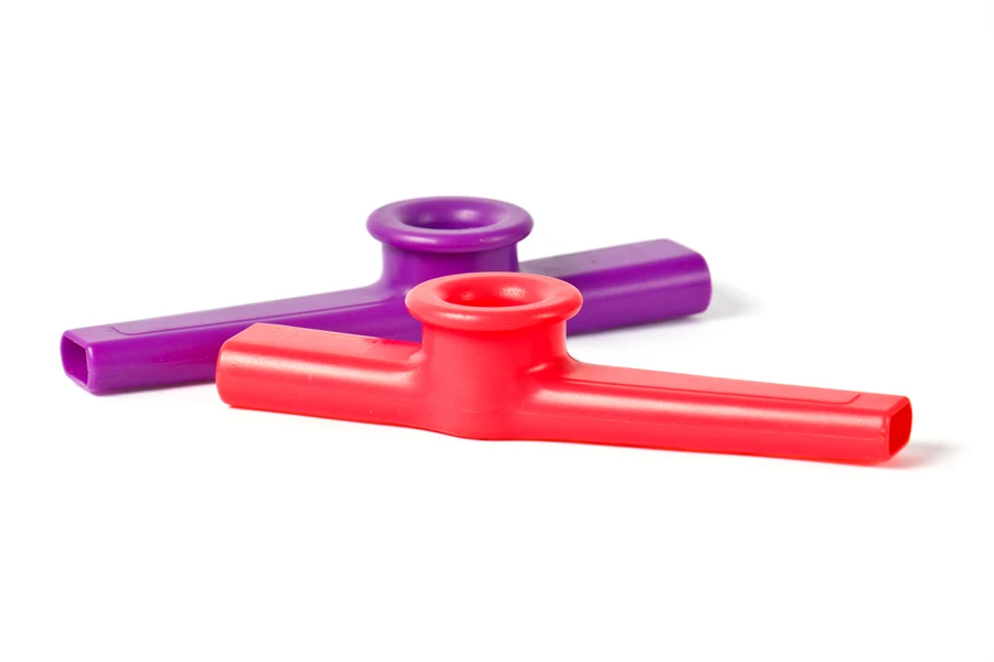 Bild på två kazooer